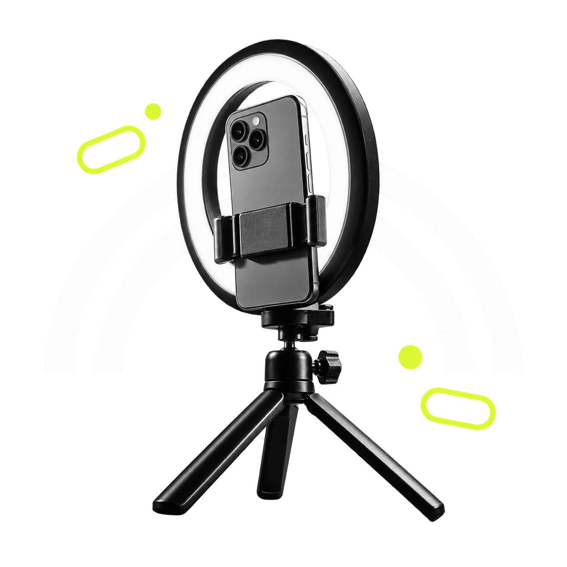 Smartphone verticale su piccolo treppiede con anello di luce acceso alle spalle, inquadratura tre quarti